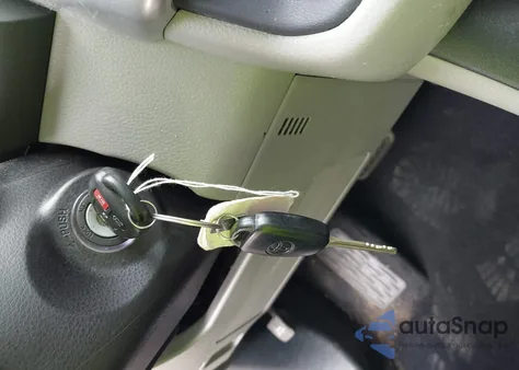 2015 Toyota Highlander Le Plus V6 from USA, damaged, VIN 5TDZKRFH2FS094942